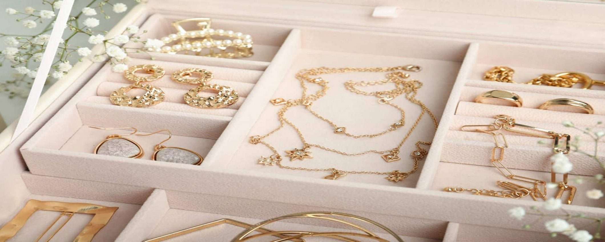 Le migliori piattaforme online per comprare Mystery Box di gioielli