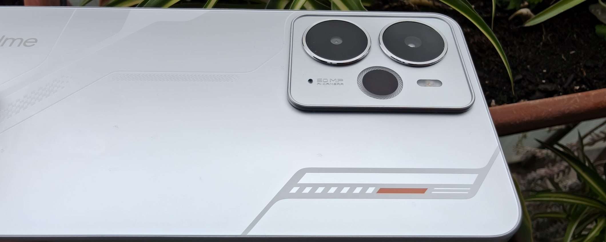 realme 14 5G: che mix! Design aggressivo e ottime performance (recensione) realme 14 5G: che mix! Design aggressivo e ottime performance (recensione)