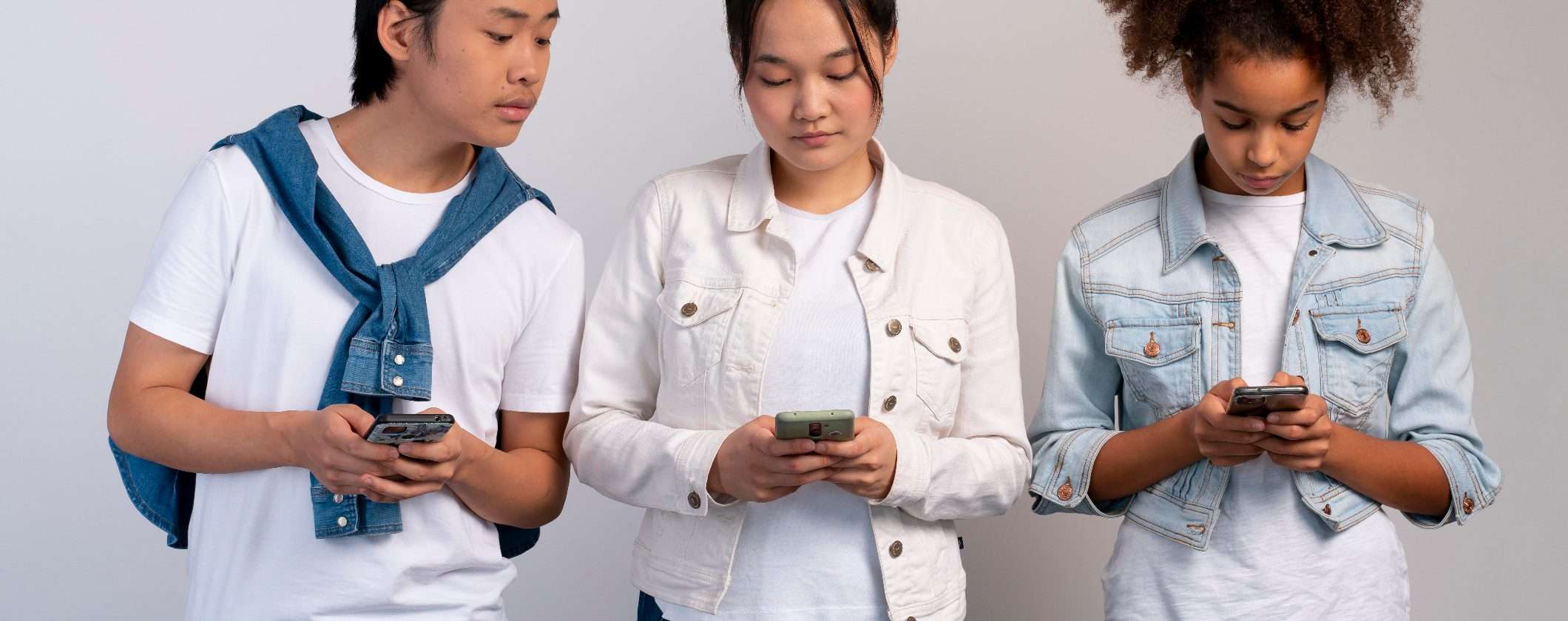 Troppi pericoli digitali per i teenager Troppi pericoli digitali per i teenager