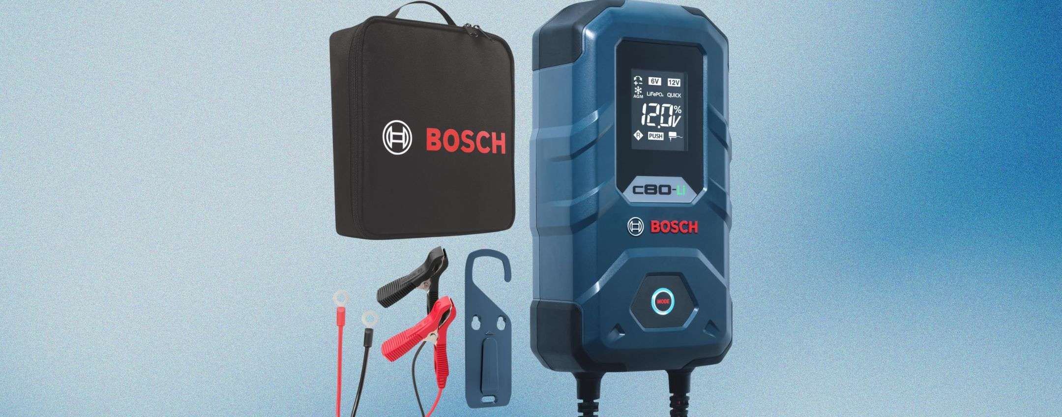 Caricabatterie per auto Bosch in sconto LAMPO su Amazon: ti salverà quando hai bisogno