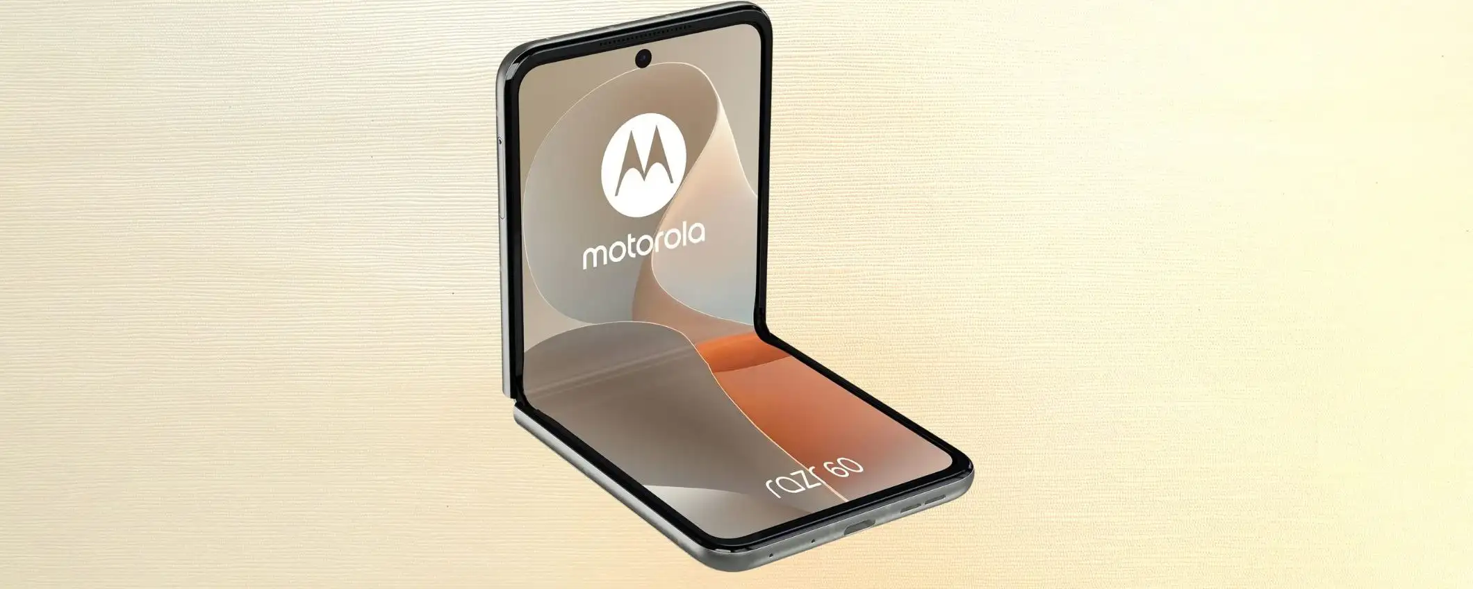 Motorola razr 60: lo smartphone pieghevole è in MAXI SCONTO