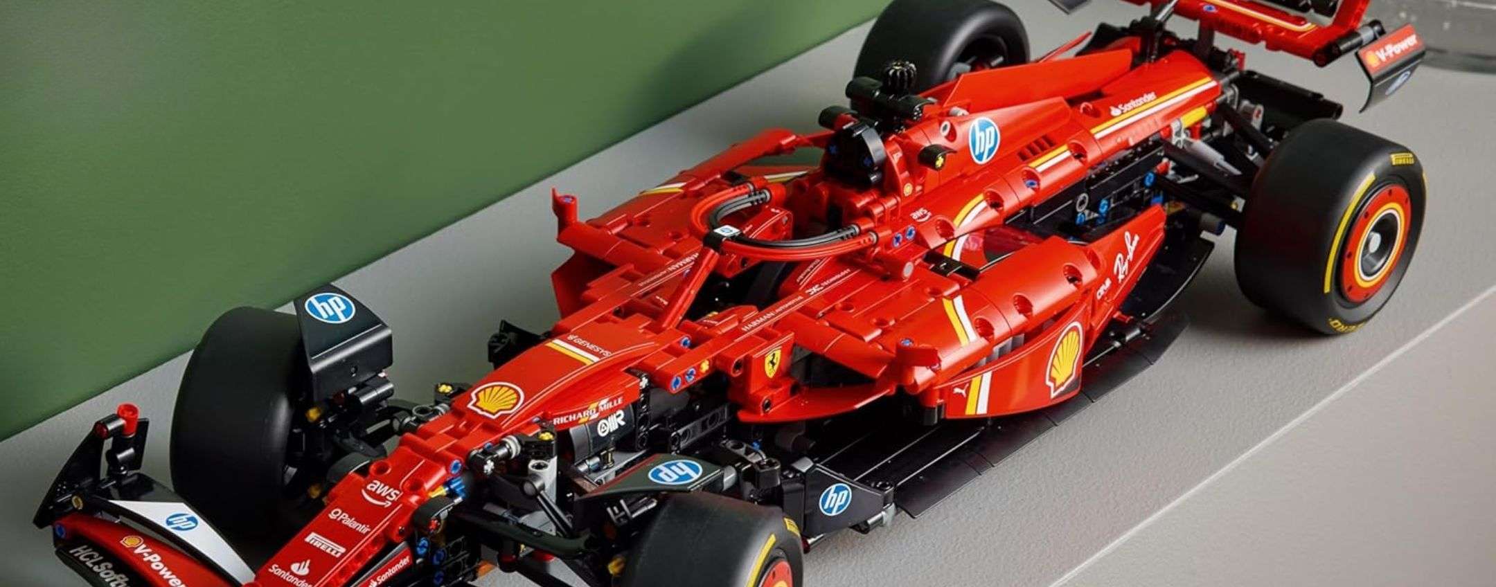 Il set LEGO Ferrari F1 in scala 1:8 è in OFFERTA al minimo storico Amazon