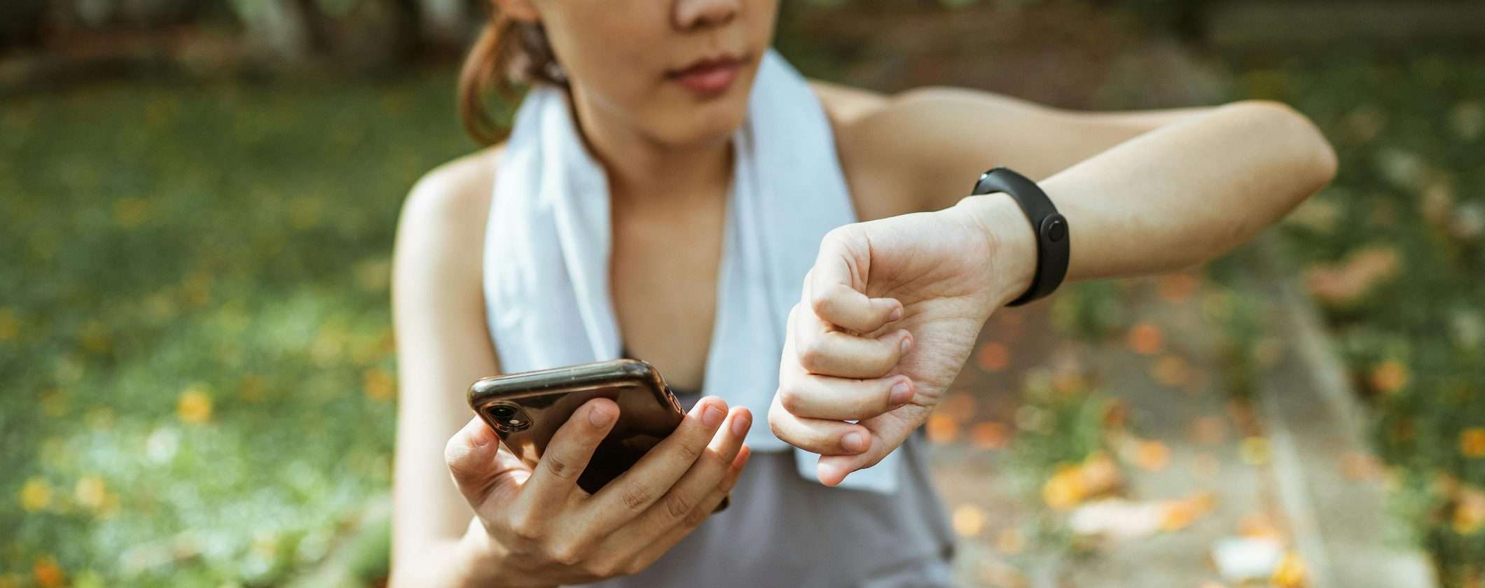 Le app che tracciano i tuoi movimenti: decidi tu se tenerle o cancellarle