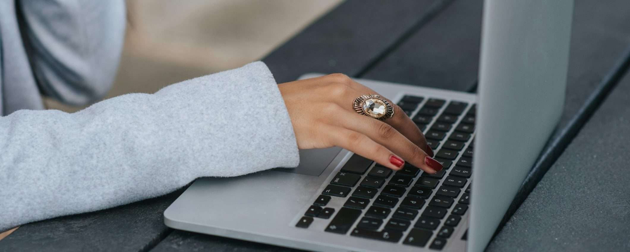 Pensi che per creare un sito web in pochi minuti bisogna essere degli esperti? Invece ti sbagli Pensi che per creare un sito web in pochi minuti bisogna essere degli esperti? Invece ti sbagli