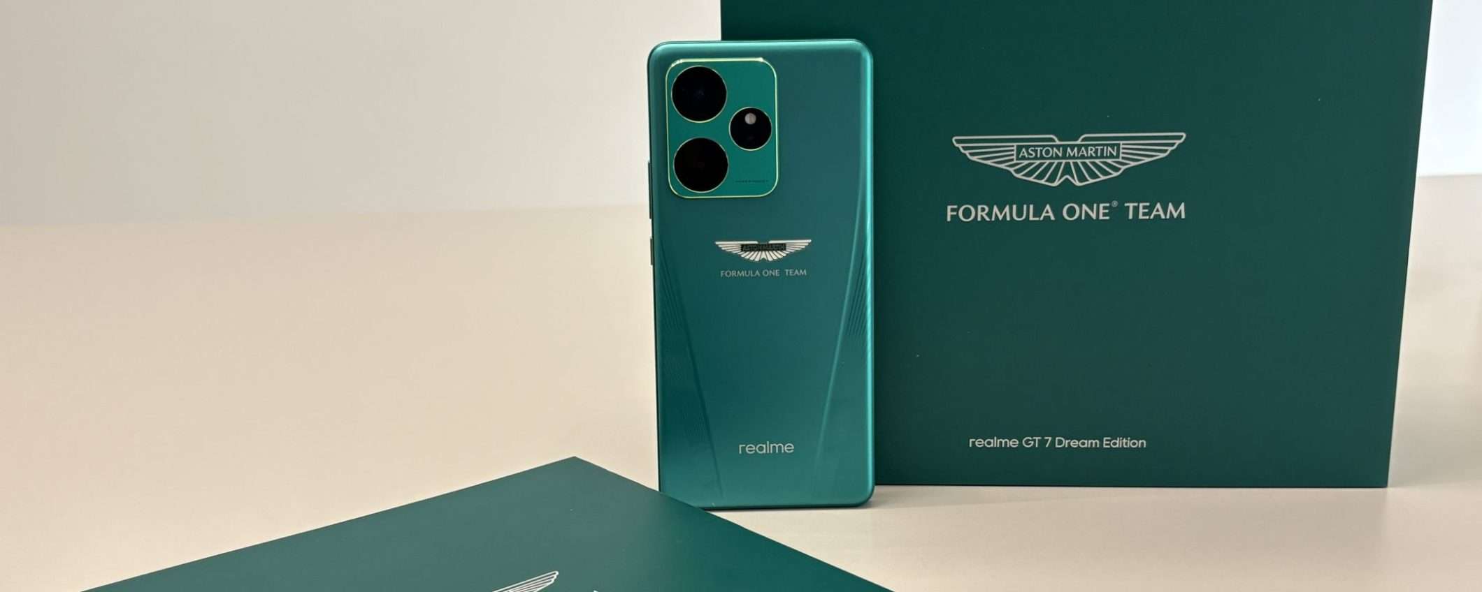 realme GT 7 Dream Edition: lusso, potenza e DNA Aston Martin in un solo smartphone (recensione) realme GT 7 Dream Edition: lusso, potenza e DNA Aston Martin in un solo smartphone (recensione)