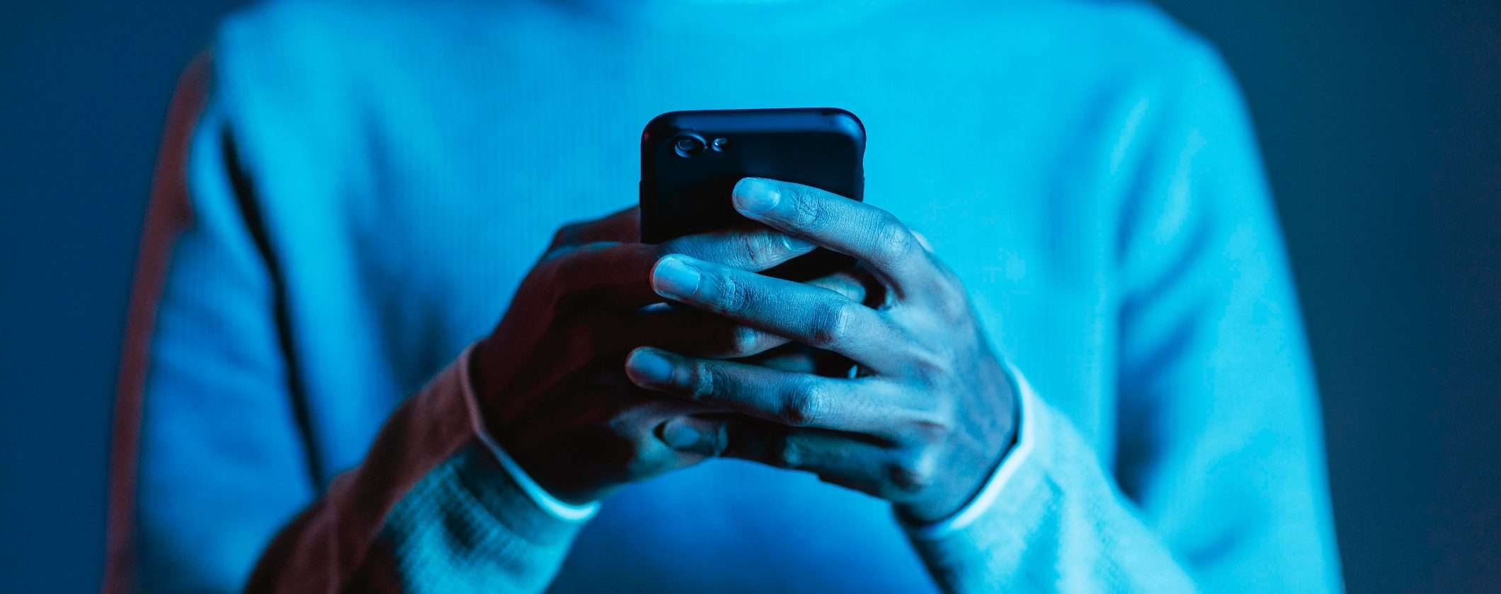 Scopri con questo trucco se il tuo smartphone è spiato Scopri con questo trucco se il tuo smartphone è spiato