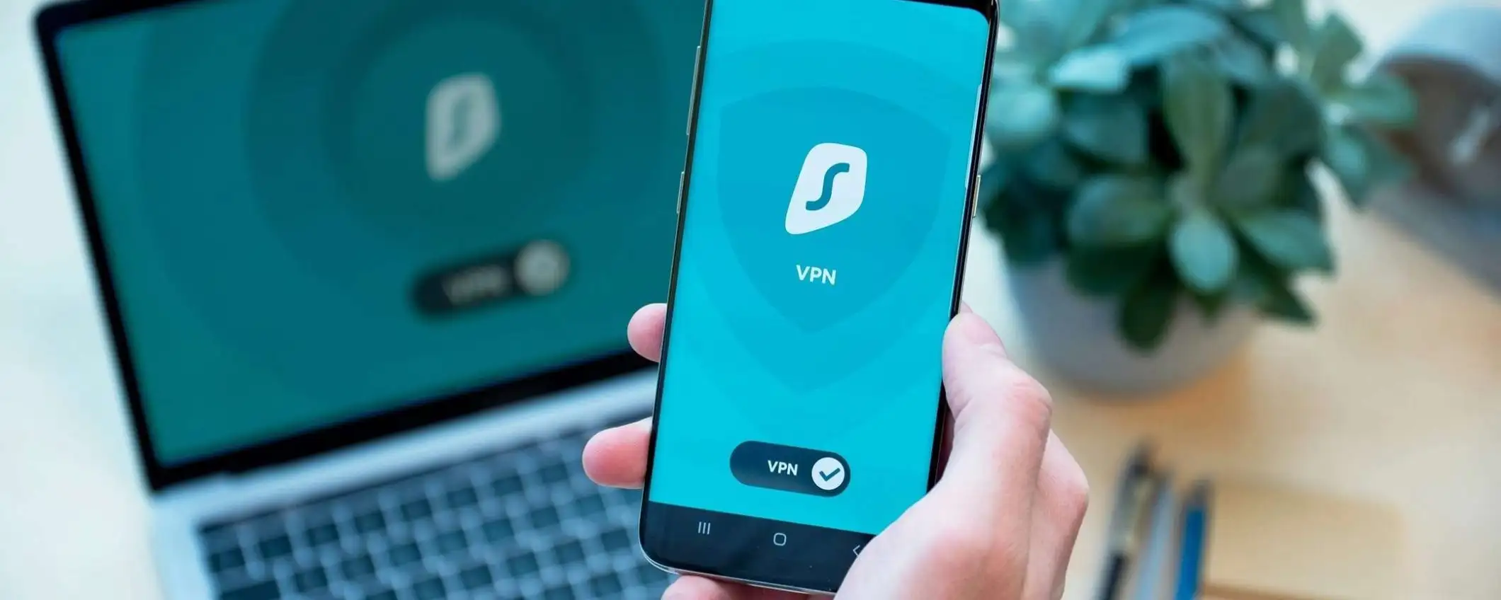 Addio a tracker e pubblicità: Surfshark VPN è scontato dell'87% Addio a tracker e pubblicità: Surfshark VPN è scontato dell'87%