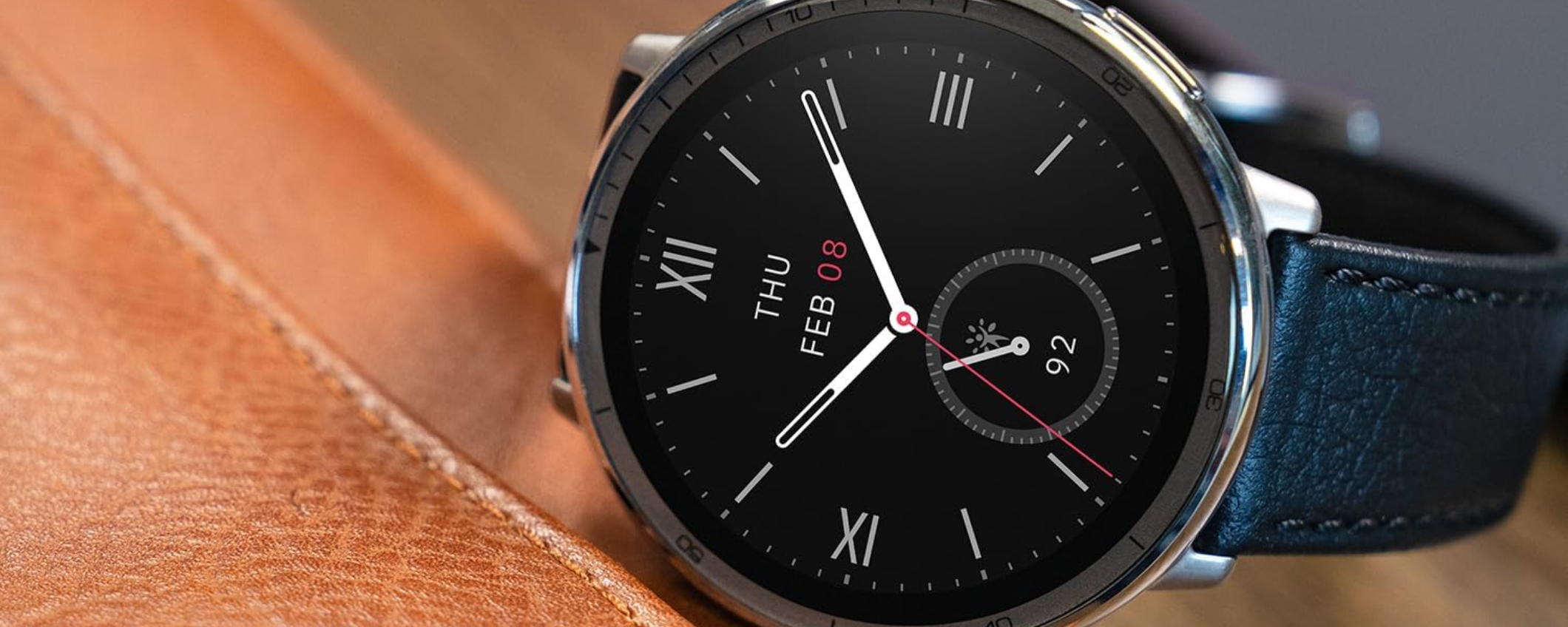 AMAZFIT Active 2: design elegante e tecnologia avanzata AMAZFIT Active 2: design elegante e tecnologia avanzata