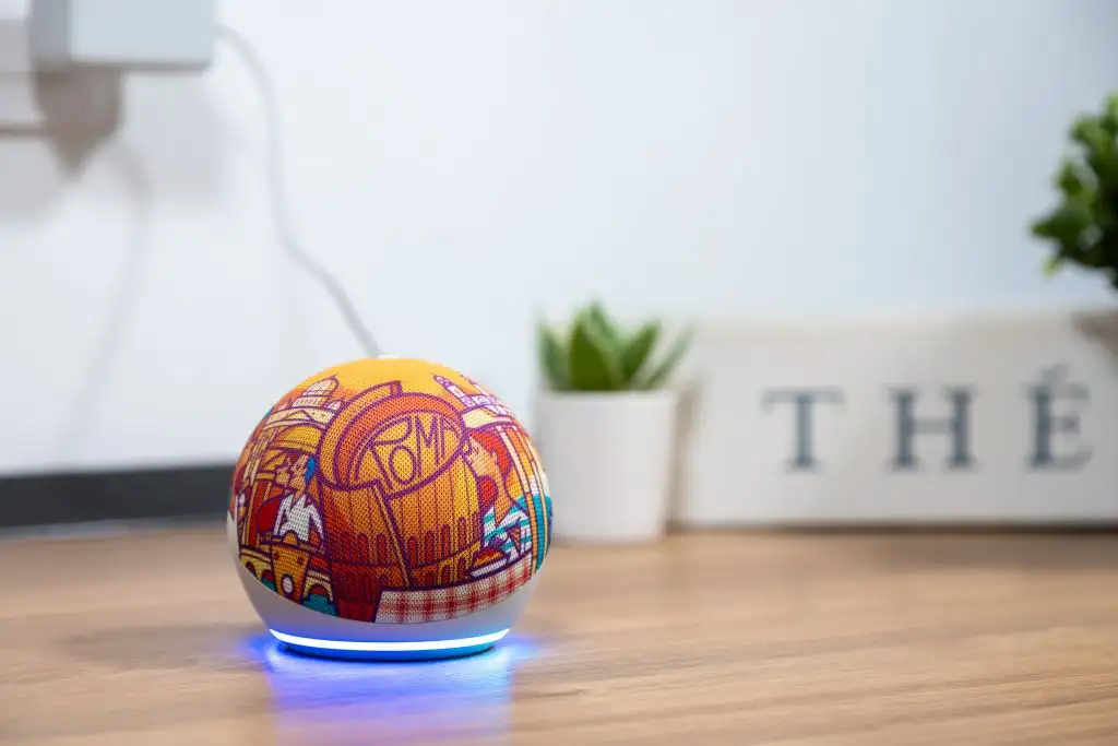 Echo-Dot-Edizione-Limitata-Roma-7