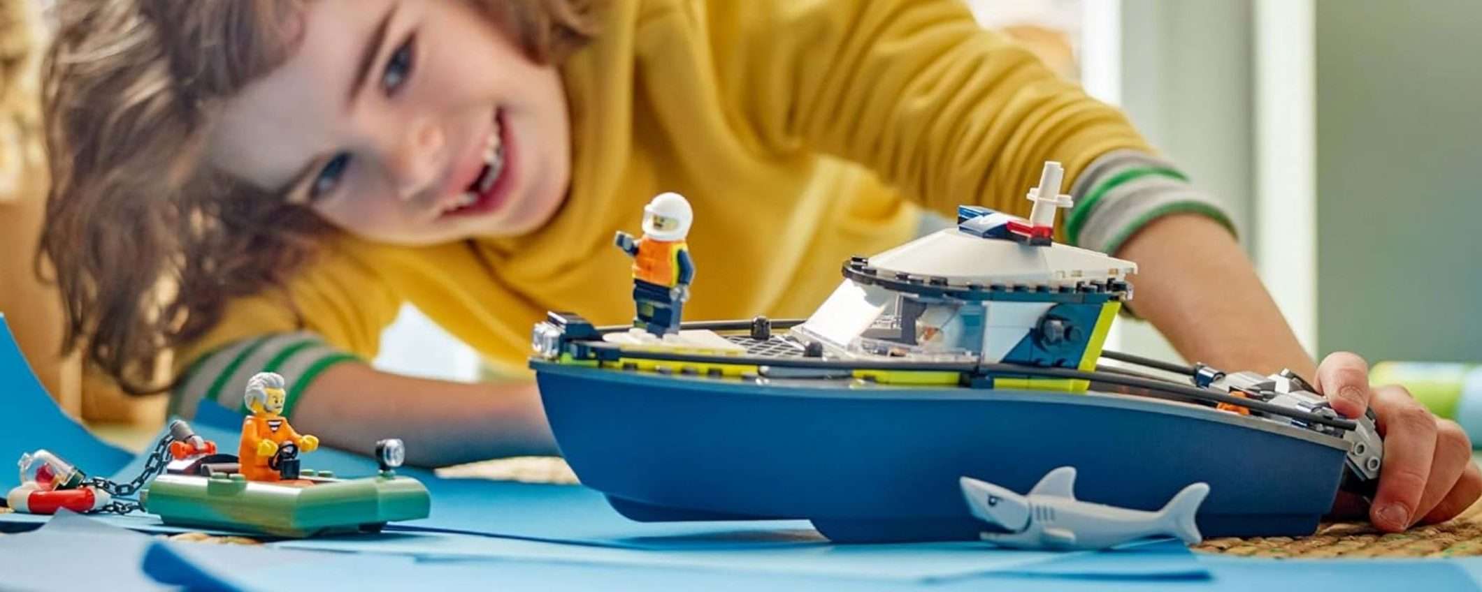 Motoscafo LEGO della Polizia: novità su Amazon perfetta come IDEA REGALO Motoscafo LEGO della Polizia: novità su Amazon perfetta come IDEA REGALO