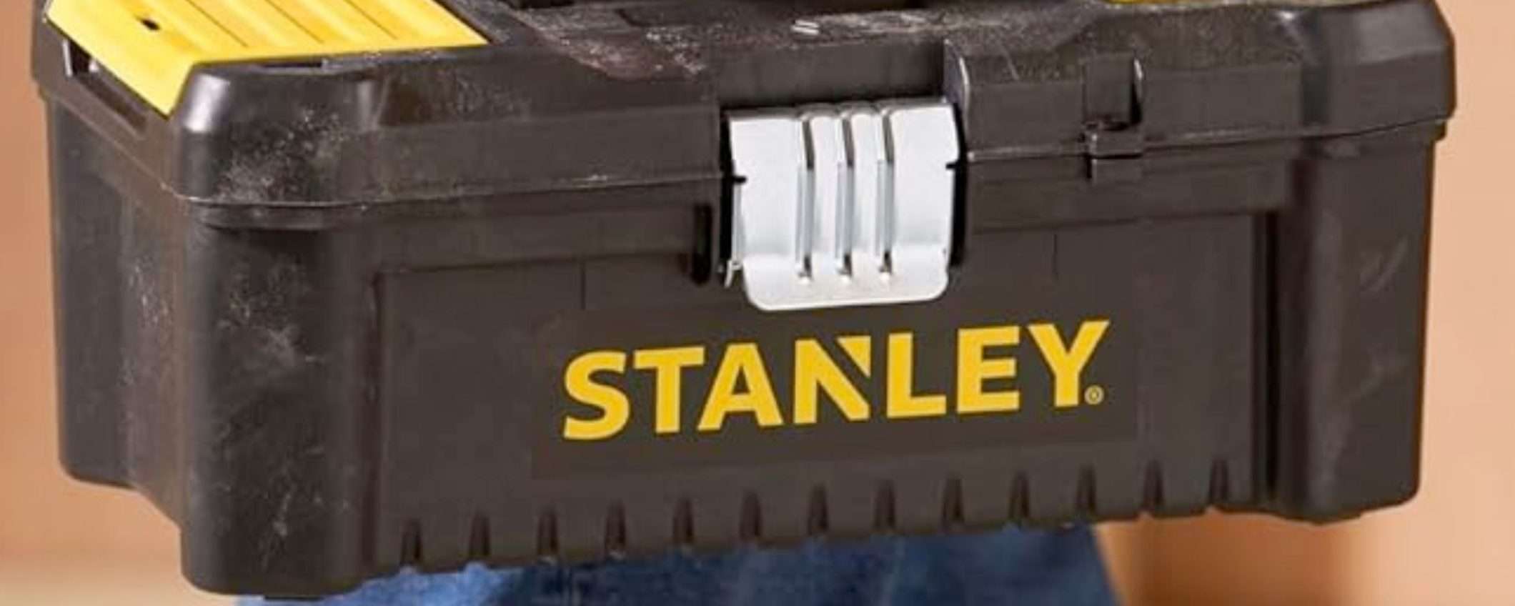Stanley da 2,50€ a meno di 10€: Amazon SCONTA TUTTO folle su tantissimi articoli