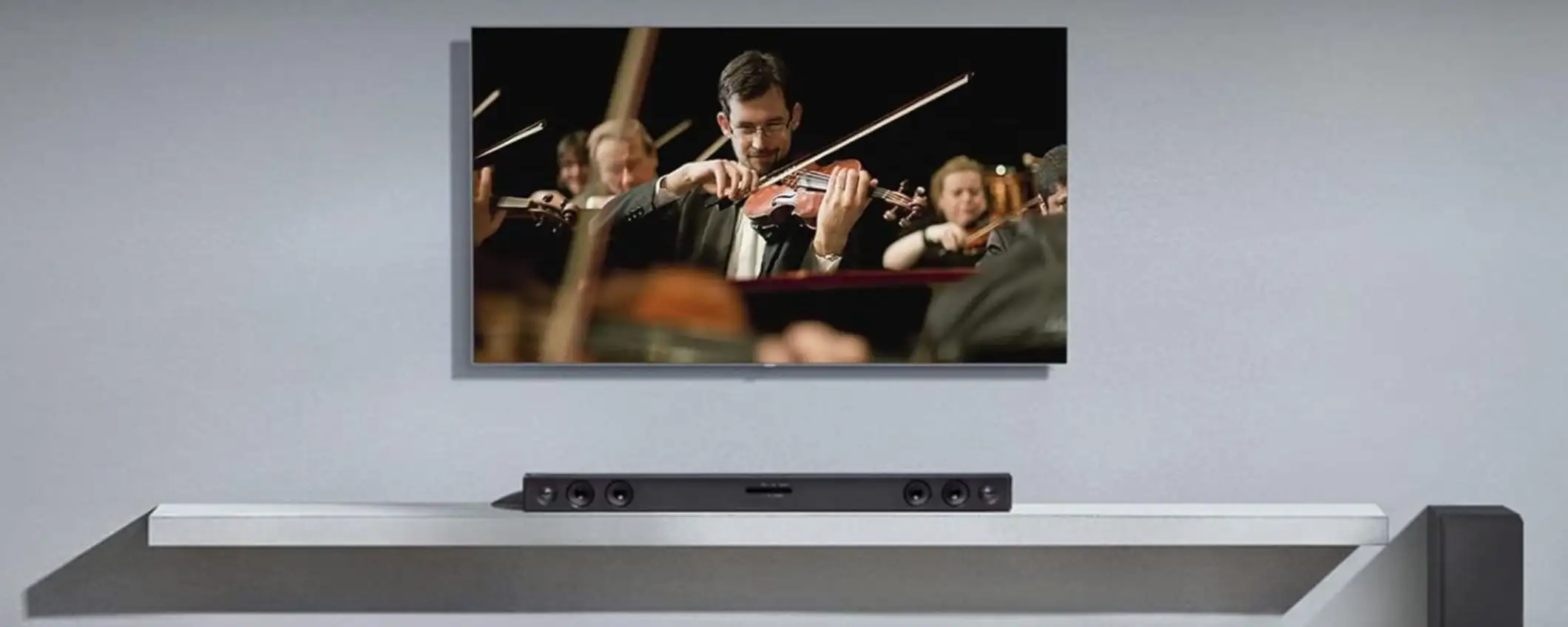 Bassi POTENTI e subwoofer WIRELESS: -49% su Amazon per la soundbar LG da 300W