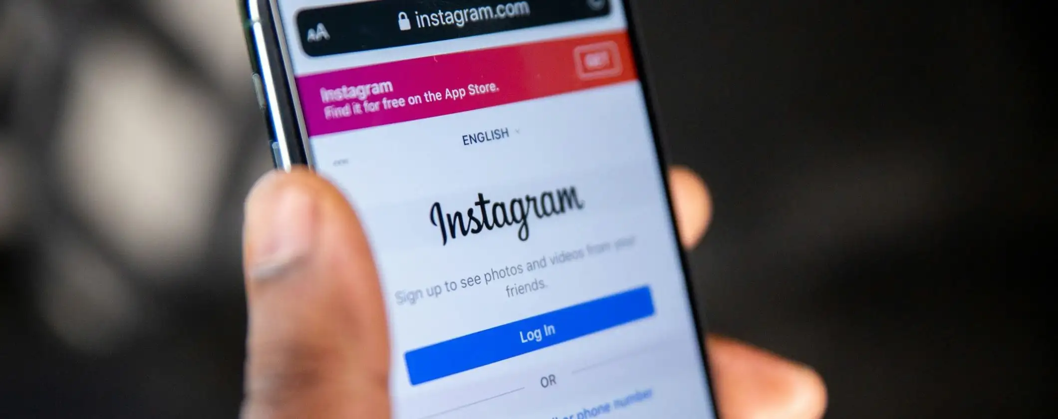 Instagram blocca migliaia di profili: utenti su tutte le furie Instagram blocca migliaia di profili: utenti su tutte le furie