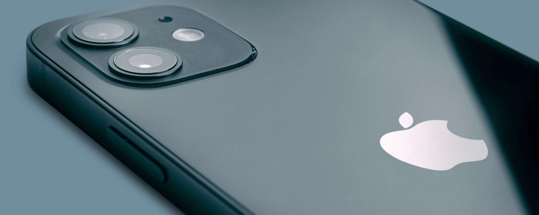 Il primo iPhone pieghevole potrebbe avere le stesse fotocamere del 16 Pro Il primo iPhone pieghevole potrebbe avere le stesse fotocamere del 16 Pro