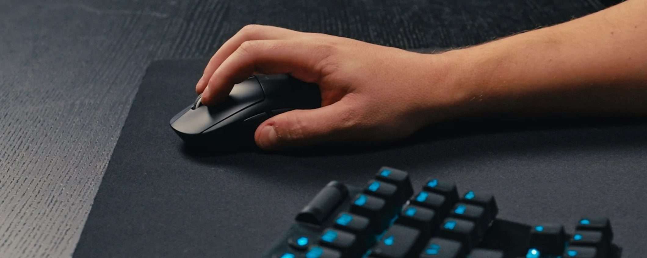 L'AMATISSIMO mouse Logitech G Pro X Superlight 2 SPROFONDA su Amazon (-38%) L'AMATISSIMO mouse Logitech G Pro X Superlight 2 SPROFONDA su Amazon (-38%)