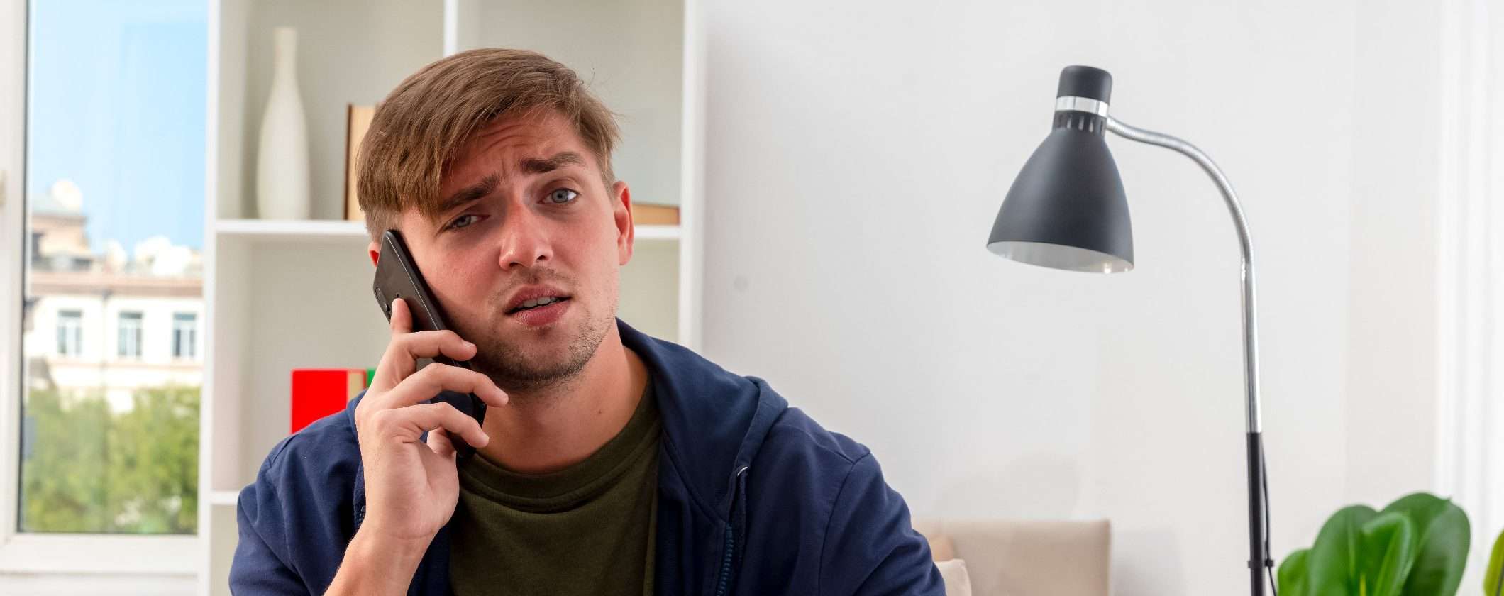 Nuova truffa telefonica: “Premi 1 per continuare” e ti svuotano il conto Nuova truffa telefonica: “Premi 1 per continuare” e ti svuotano il conto