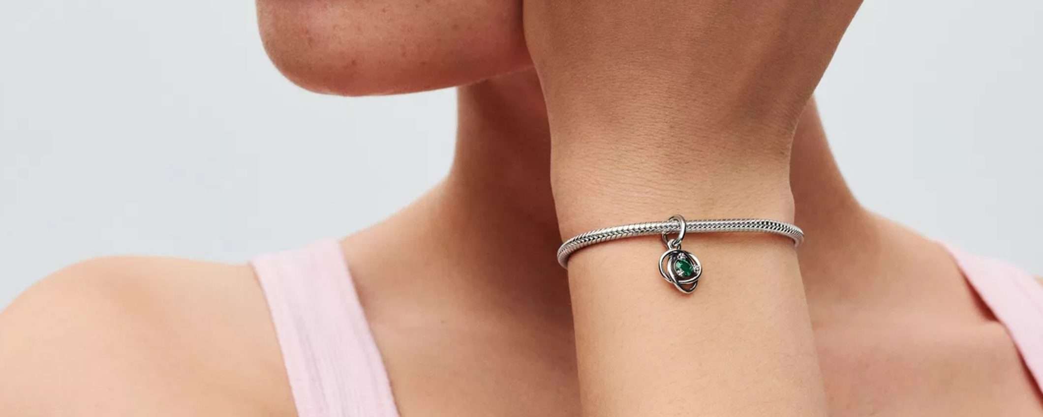 Pandora lancia la promo estiva: sconti fino al 40% sui gioielli più amati Pandora lancia la promo estiva: sconti fino al 40% sui gioielli più amati