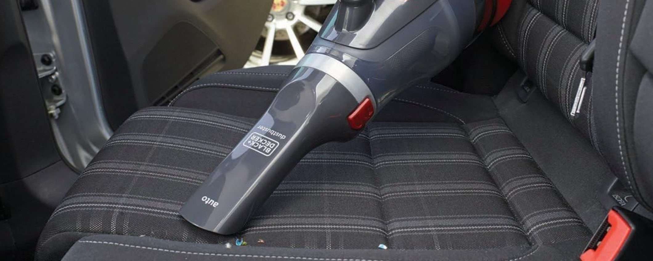 Aspirapolvere portatile per auto in offerta: pulisci ovunque a meno di 33 euro Aspirapolvere portatile per auto in offerta: pulisci ovunque a meno di 33 euro