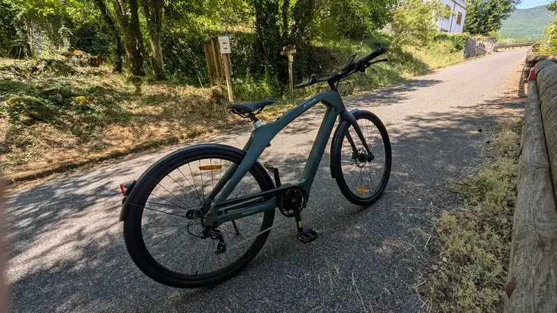 Engwe MapFour N1 Pro dettaglio extraurbano