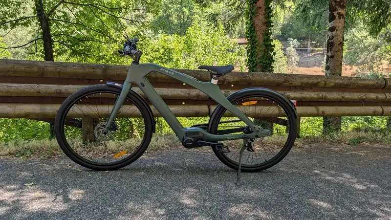 Engwe MapFour N1 Pro dettaglio terra battuta