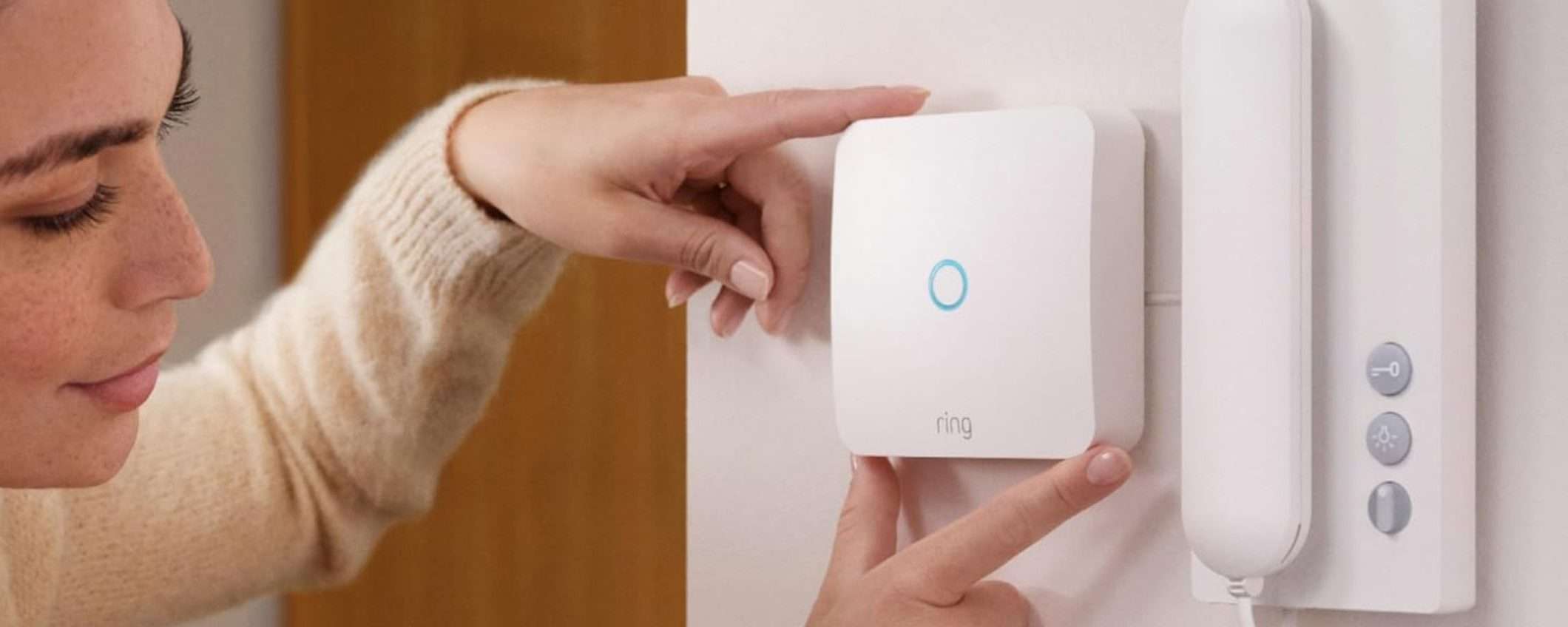 Ring Intercom: 50 euro di sconto per rendere smart il tuo vecchio citofono Ring Intercom: 50 euro di sconto per rendere smart il tuo vecchio citofono