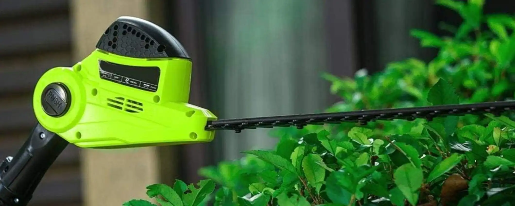 Tagliasiepi elettrico multifunzione, oggi in MAXI SCONTO su Amazon Tagliasiepi elettrico multifunzione, oggi in MAXI SCONTO su Amazon
