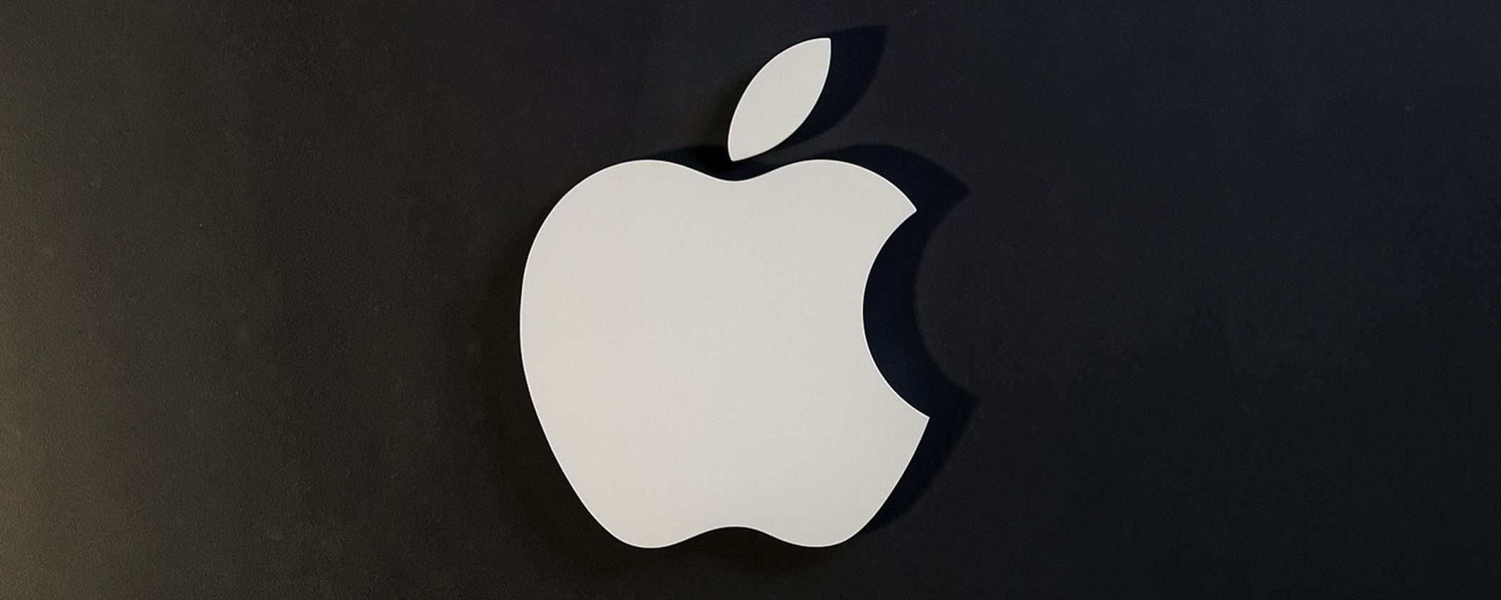 Il primo iPhone pieghevole potrebbe costare meno di quello che pensiamo Il primo iPhone pieghevole potrebbe costare meno di quello che pensiamo