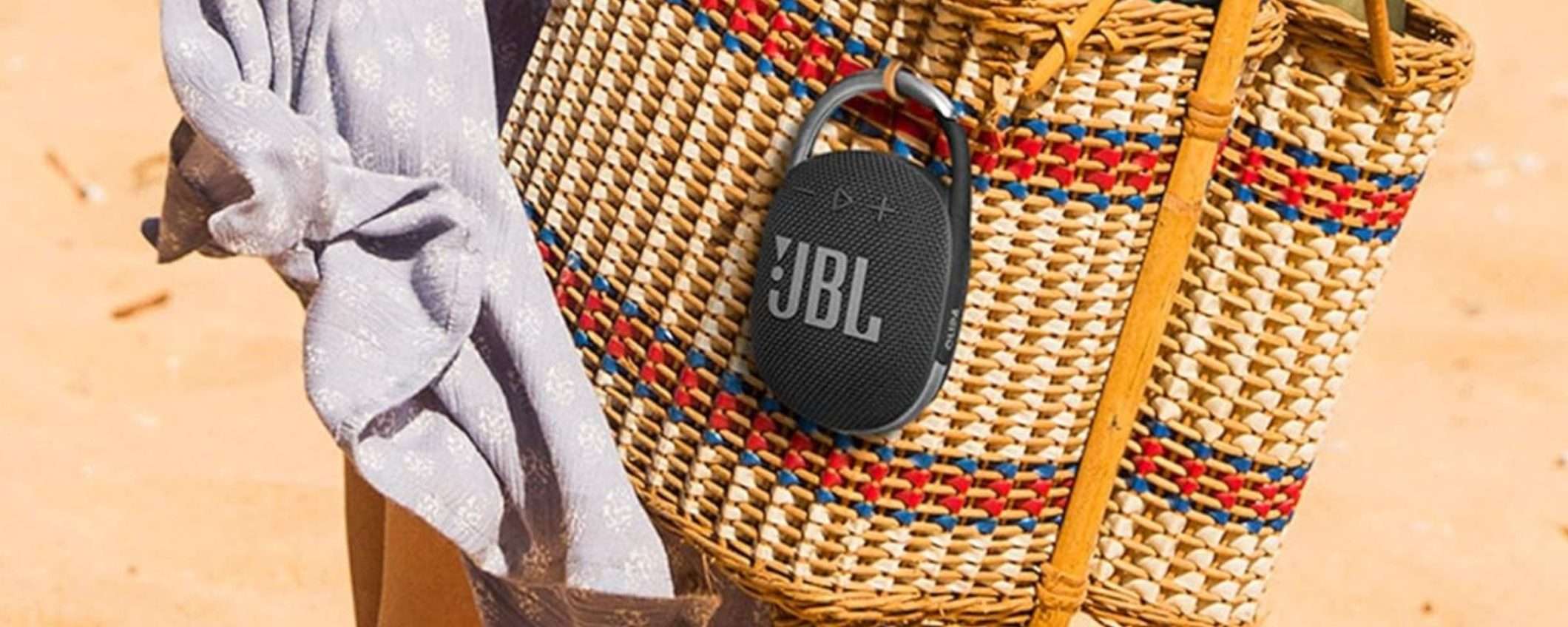 JBl Clip 4: lo speaker COMPATTO, RESISTENTE e con BASSI POTENTI a 41€ su Amazon JBl Clip 4: lo speaker COMPATTO, RESISTENTE e con BASSI POTENTI a 41€ su Amazon