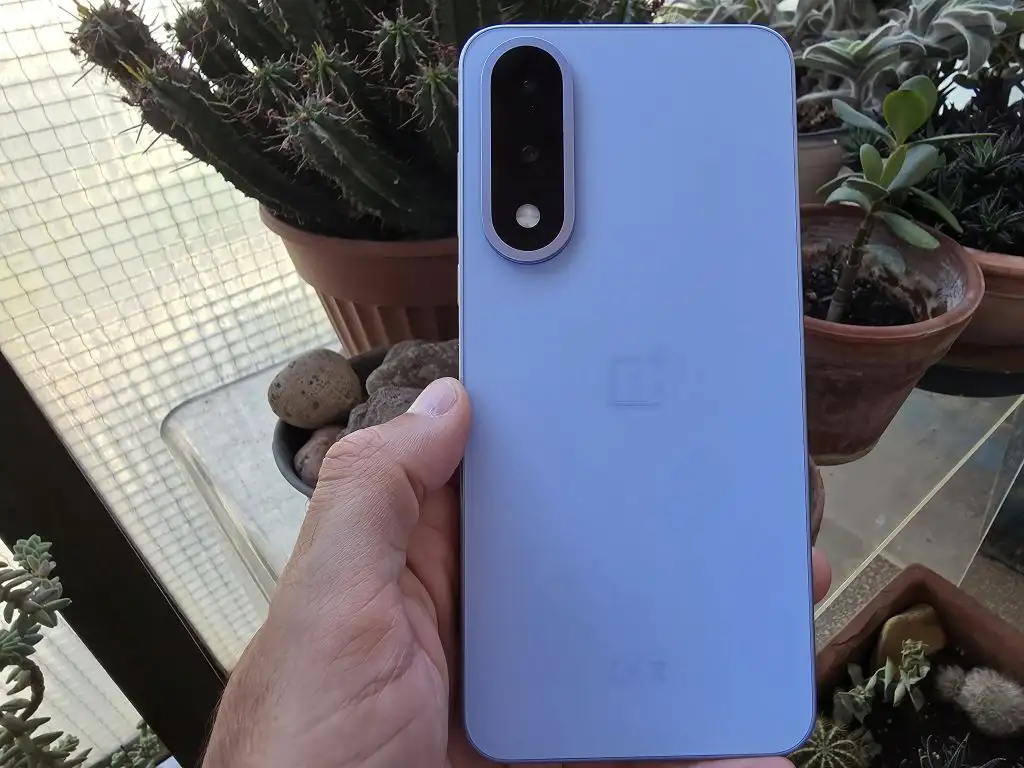 oneplus_nord_5_design