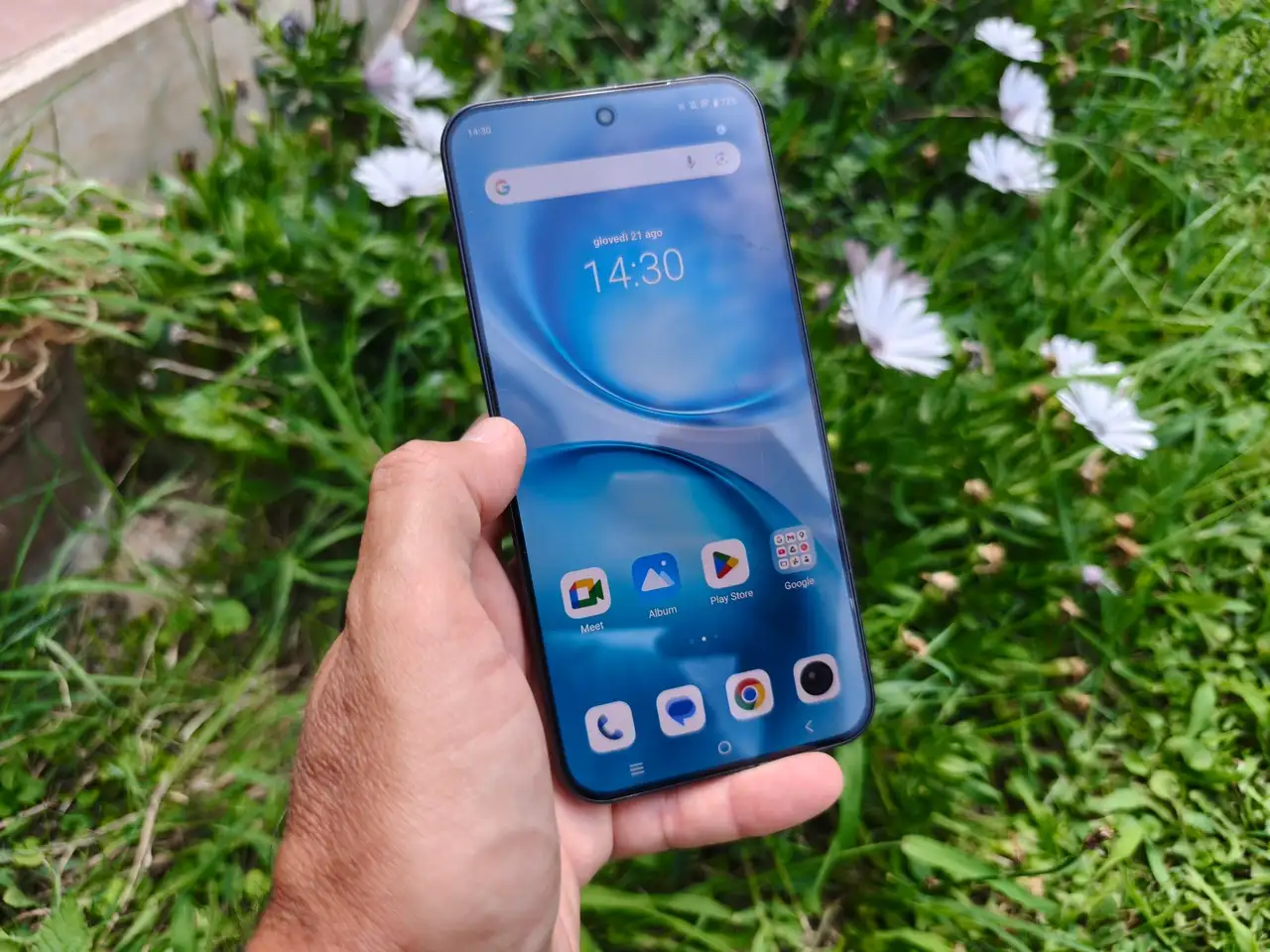 Vivo X200 FE schermo