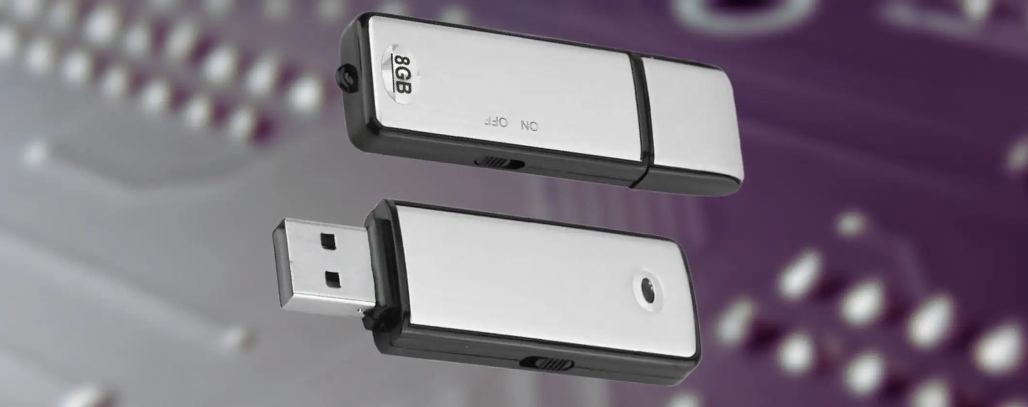 Sembra una chiavetta USB, è un registratore SPIA e costa niente (13,95€)