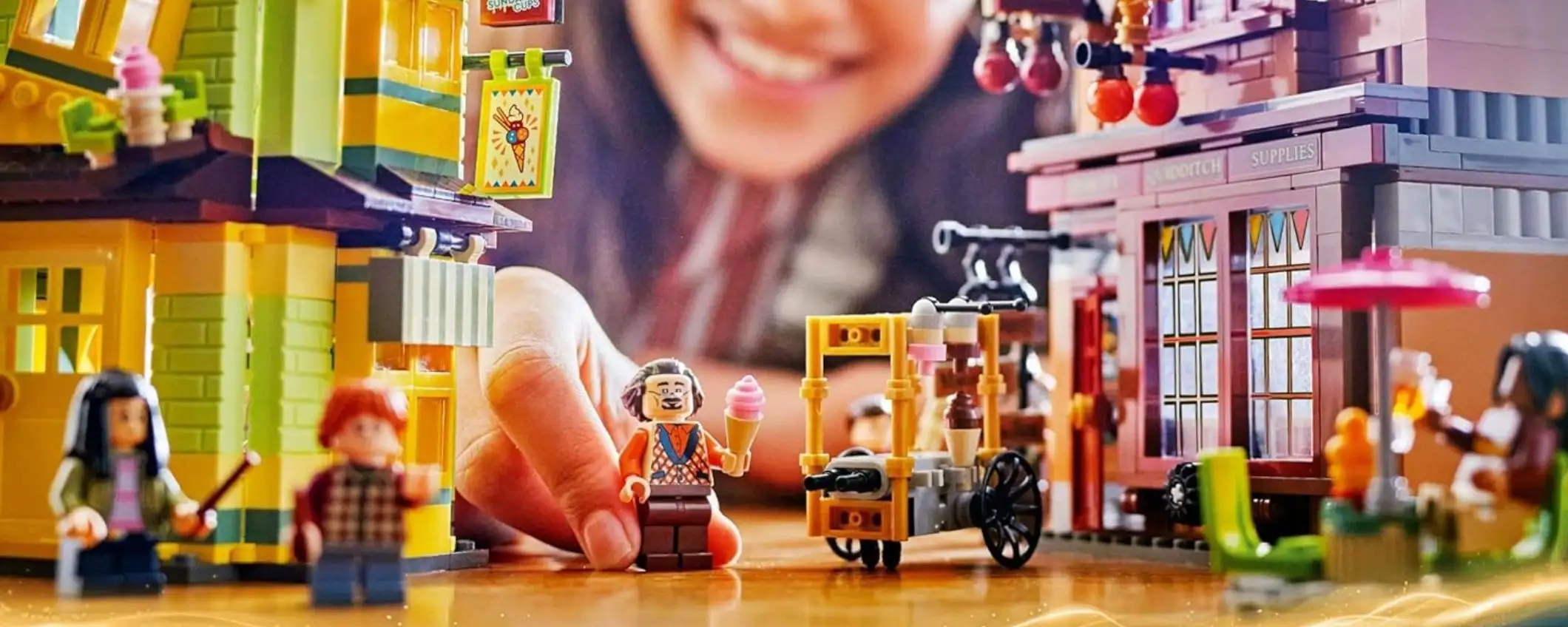 Set LEGO Harry Potter: costruisci due iconici negozi con questo kit in offerta Set LEGO Harry Potter: costruisci due iconici negozi con questo kit in offerta