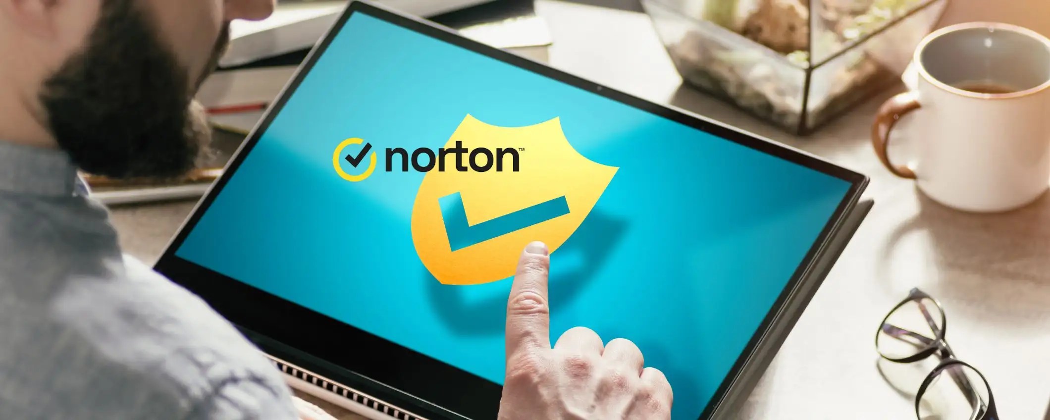 Norton 360 Advanced ti dà antivirus, VPN e molto altro con sconto del 68%