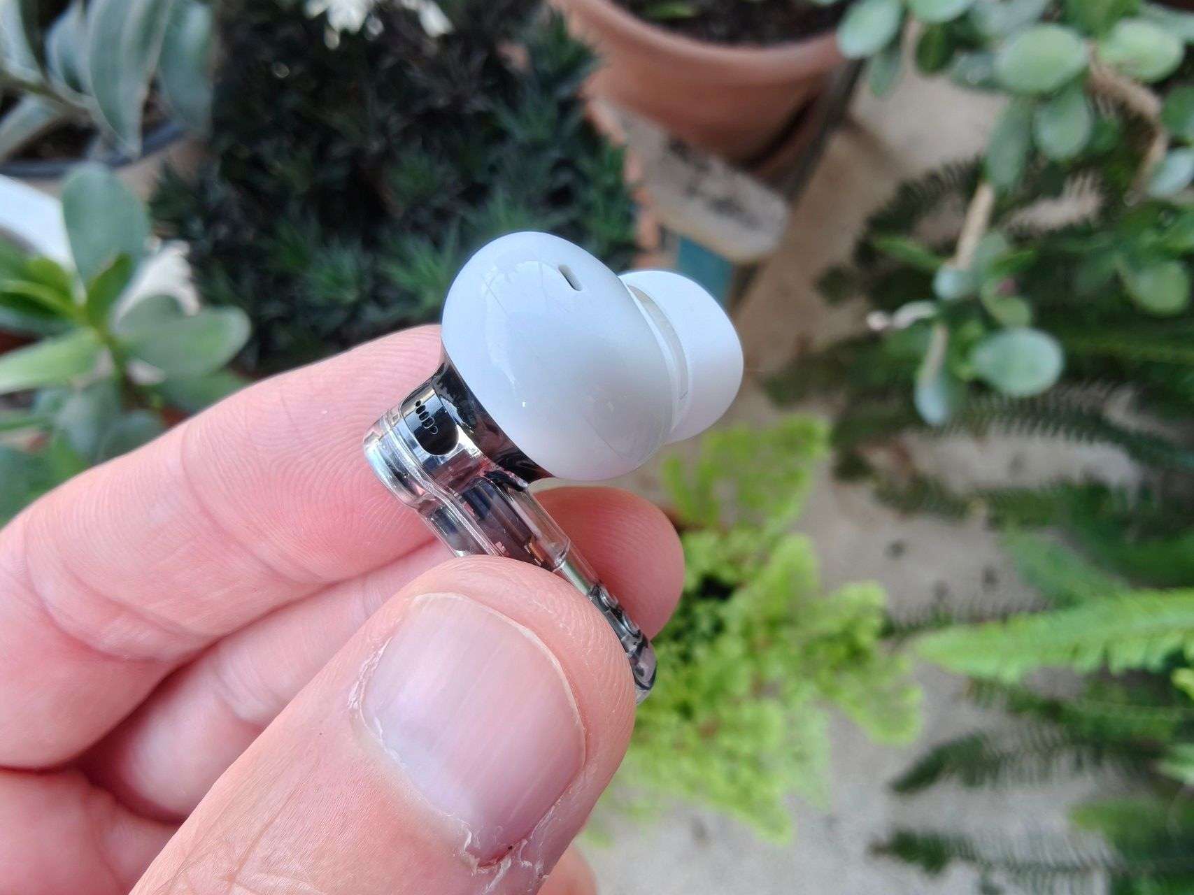 nothing ear 3 particolare