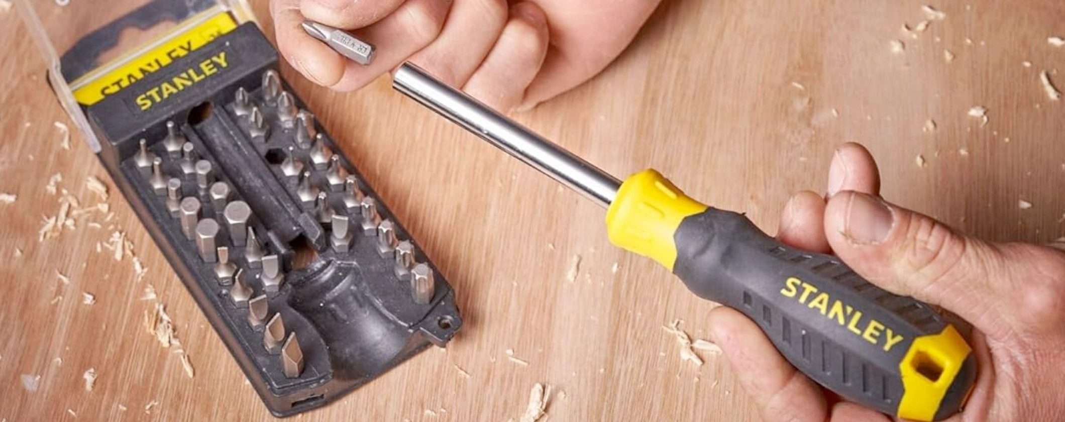 Bastano 8€ per l'eccellente set Stanley 34 in 1: qualità a prezzo SHOCK