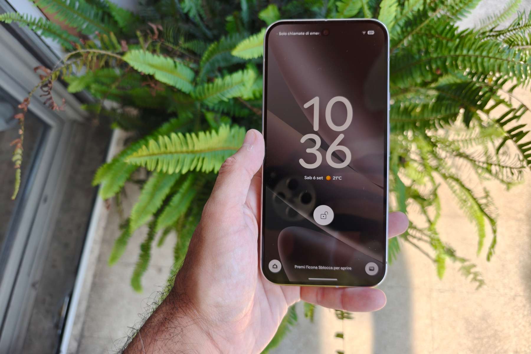 Pixel 10 Pro XL display