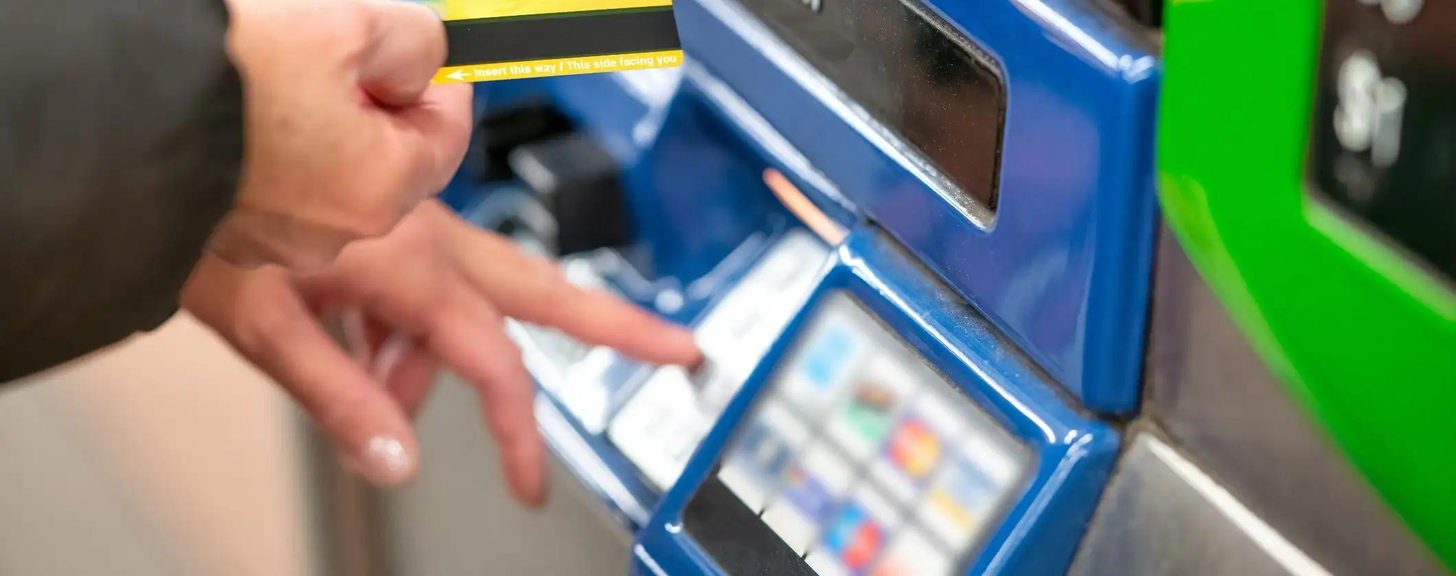 Bancomat manomessi: quali sono le città a rischio e come difendersi