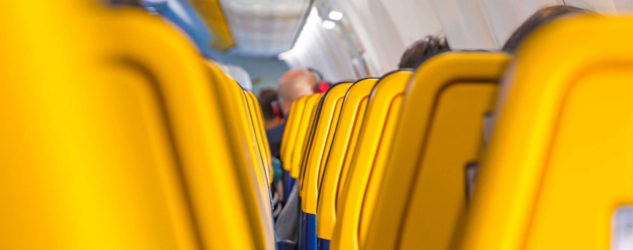 Dal 12 novembre cambiano le regole: Ryanair elimina la carta d’imbarco cartacea