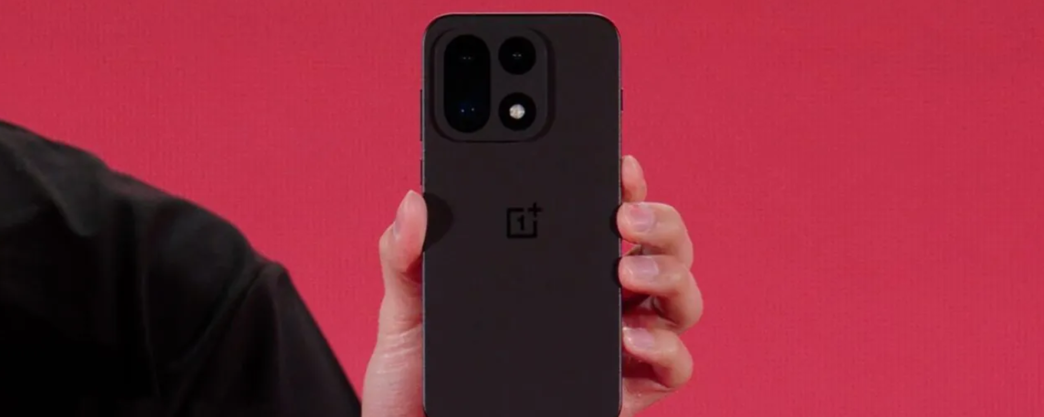 OnePlus 15, confermato il lancio globale: svelati nuovi dettagli ufficiali