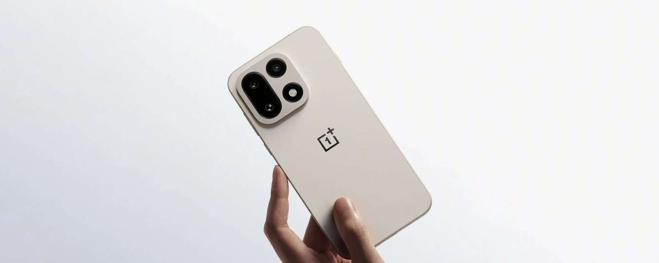 OnePlus 15, il nuovo colore Sand Storm adotterà una tecnologia mai vista