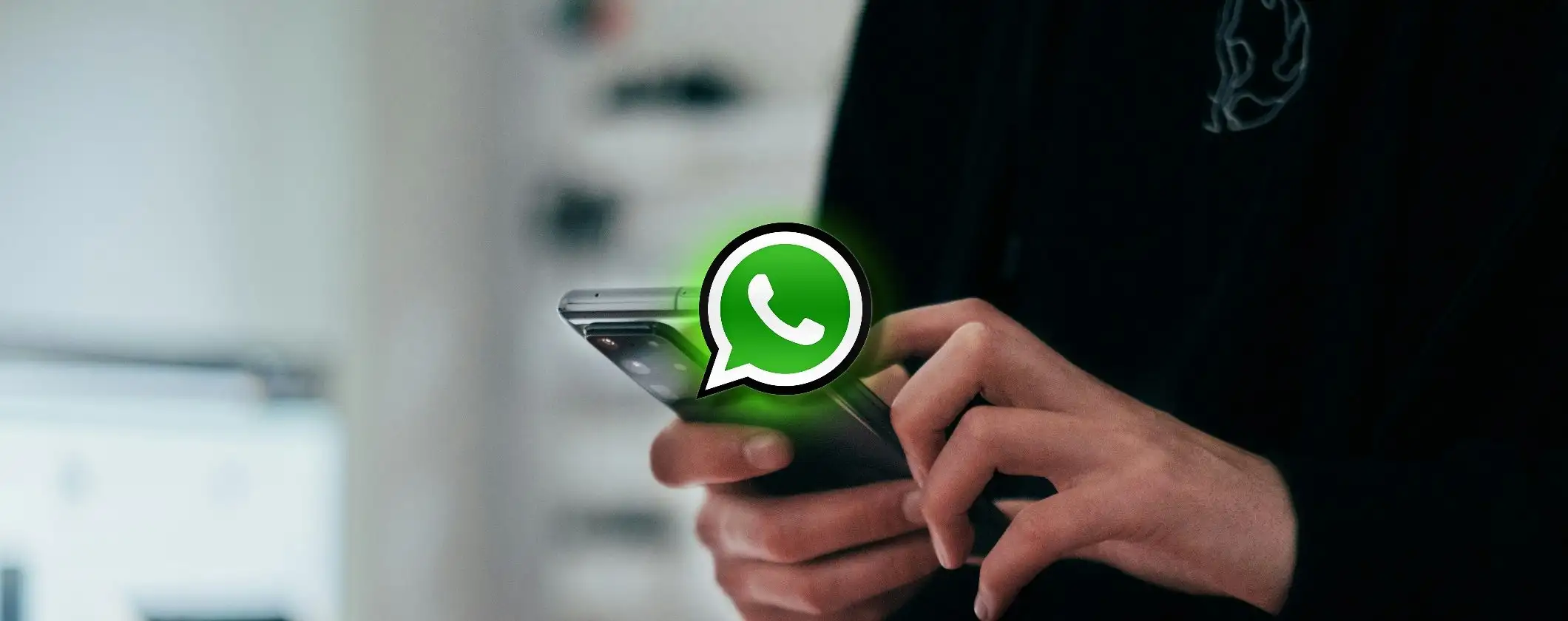 Paura su WhatsApp: la truffa del momento porta il nome di una donna