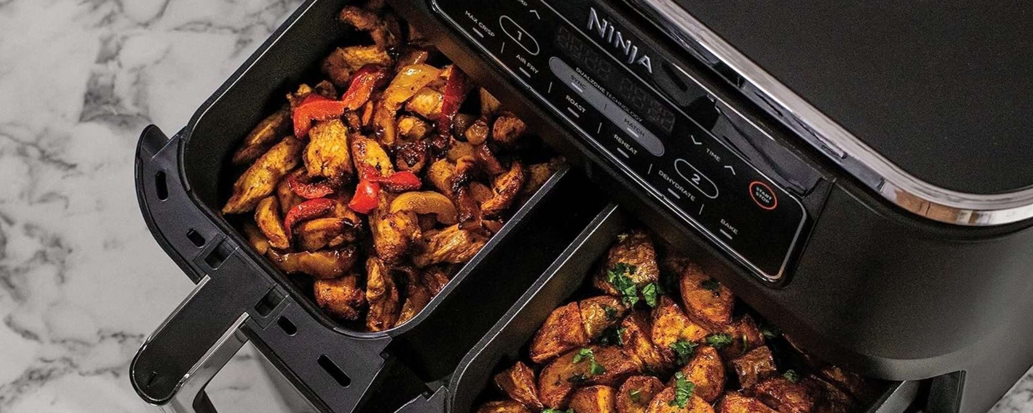 Friggitrice ad aria Ninja Dual Zone 6-in-1 con 2 cassetti in PROMO FLASH su Amazon (-21%) Friggitrice ad aria Ninja Dual Zone 6-in-1 con 2 cassetti in PROMO FLASH su Amazon (-21%)