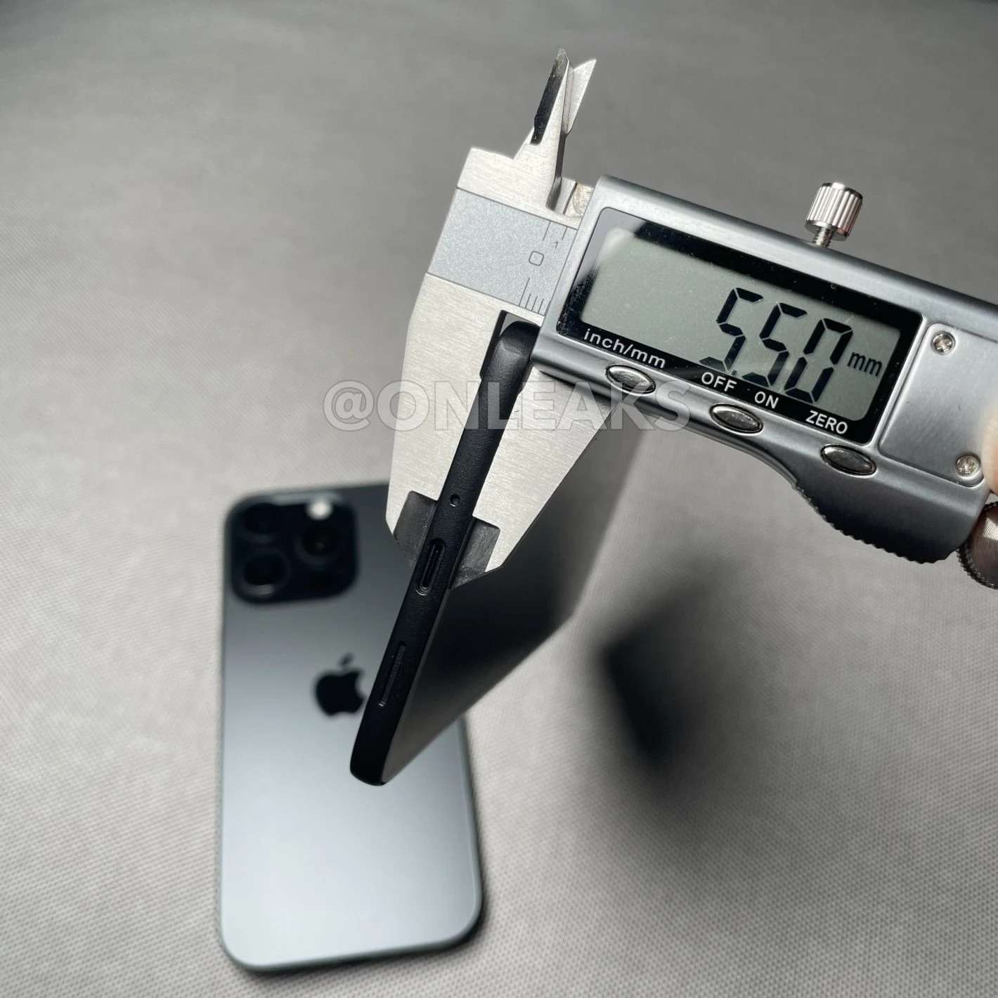 Samsung Galaxy S26 Edge (1) Samsung Galaxy S26 Edge (1)