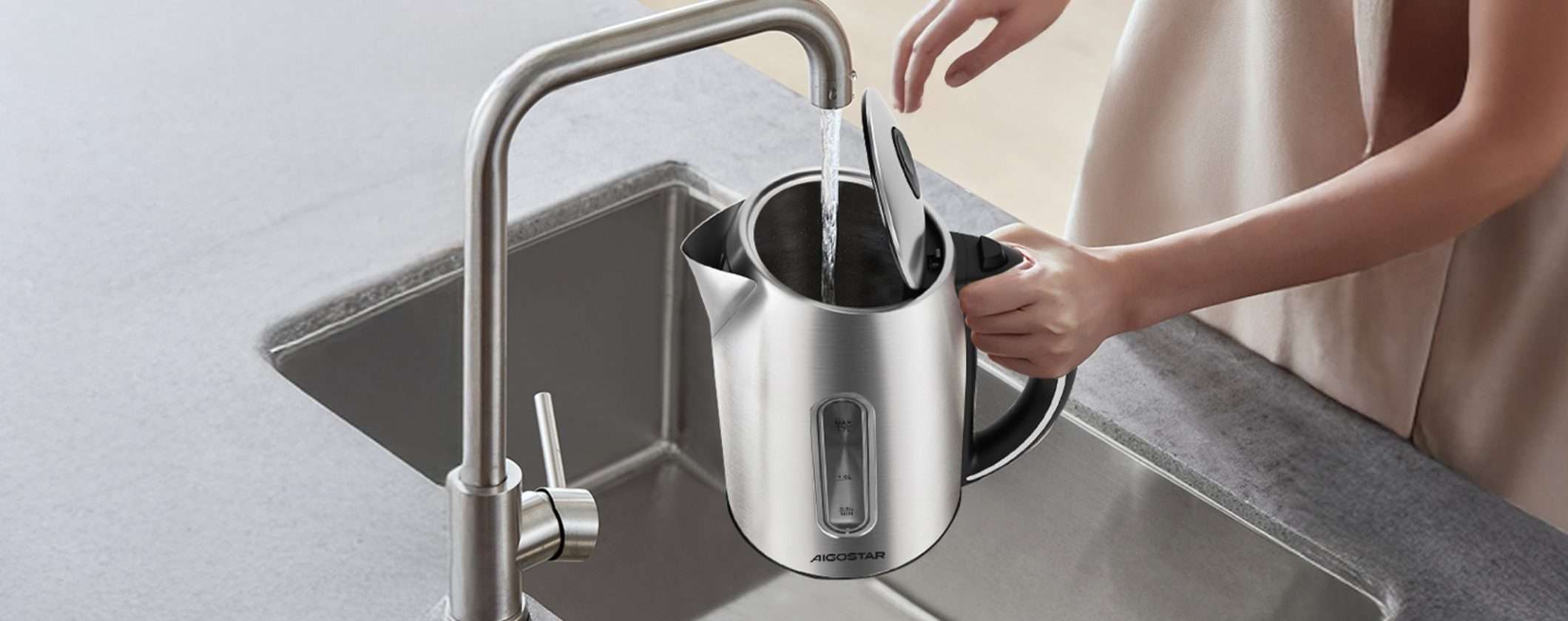 Bollitore Elettrico Aigostar in Acciaio Inox a soli 24€ con il Black Friday Anticipato di Amazon