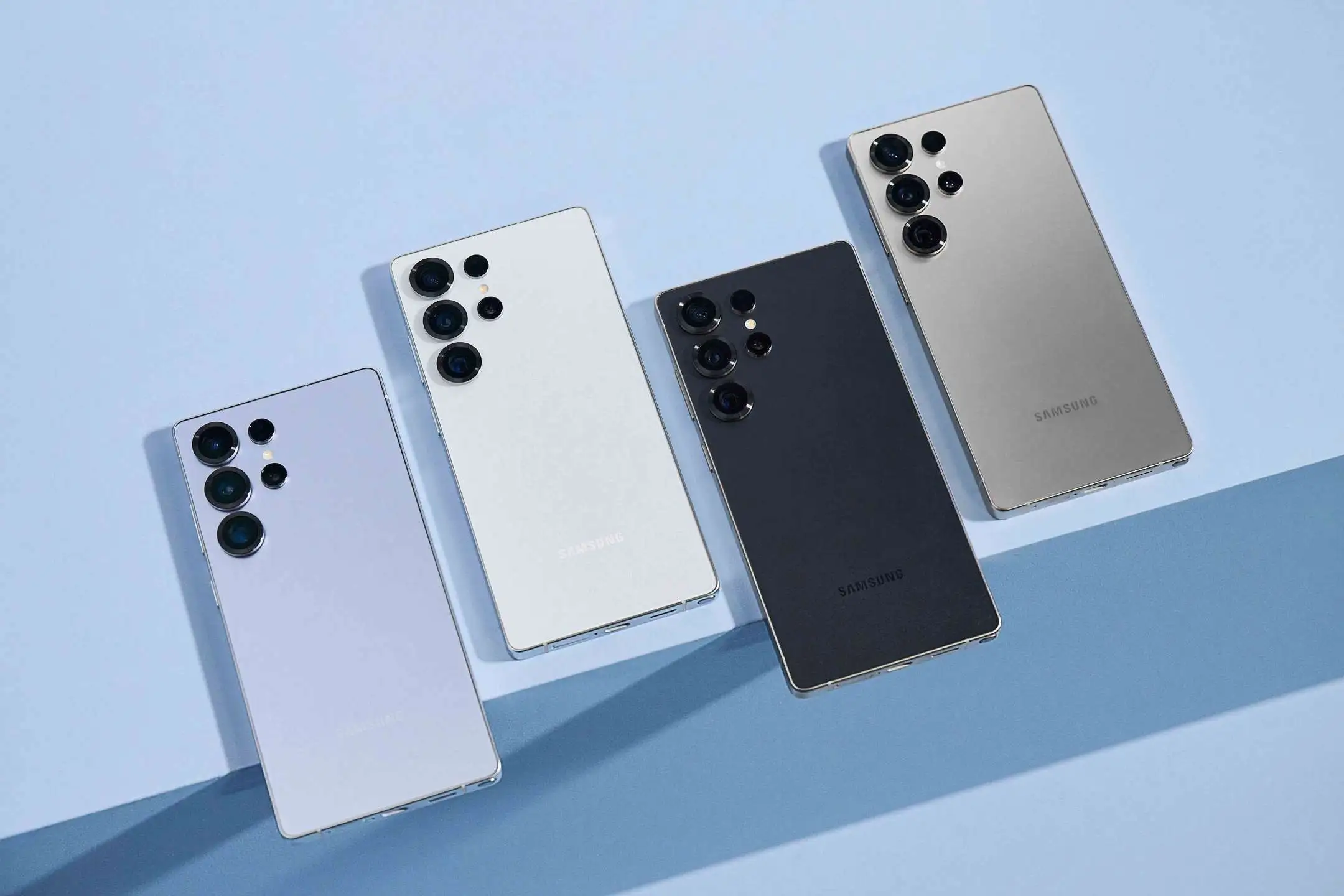 Samsung Galaxy S25 Ultra crolla di prezzo su Amazon: è lui l'affare del Black Friday