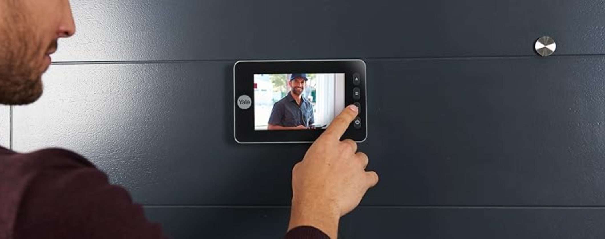 Spioncino Digitale Yale a soli 58€ su Amazon: -55% di sconto