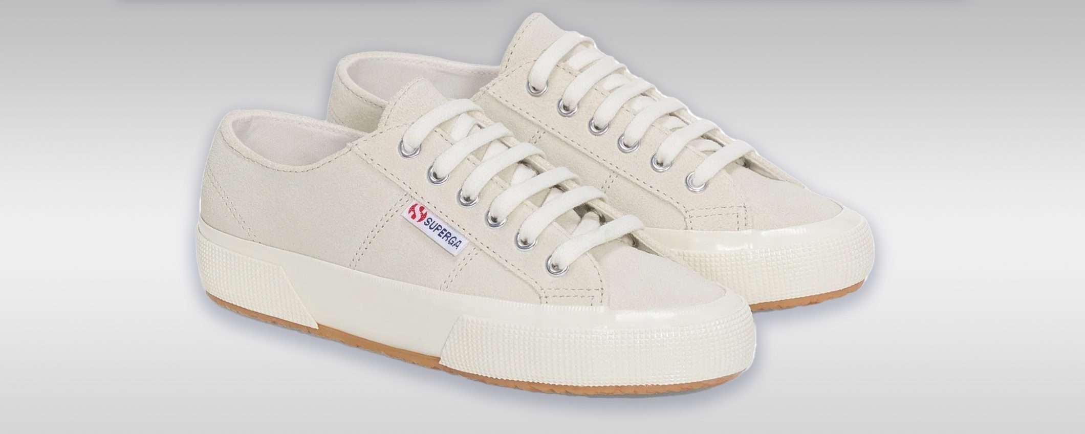 Belle e comode, Superga a meno di 60€: è l'occasione eBay del giorno