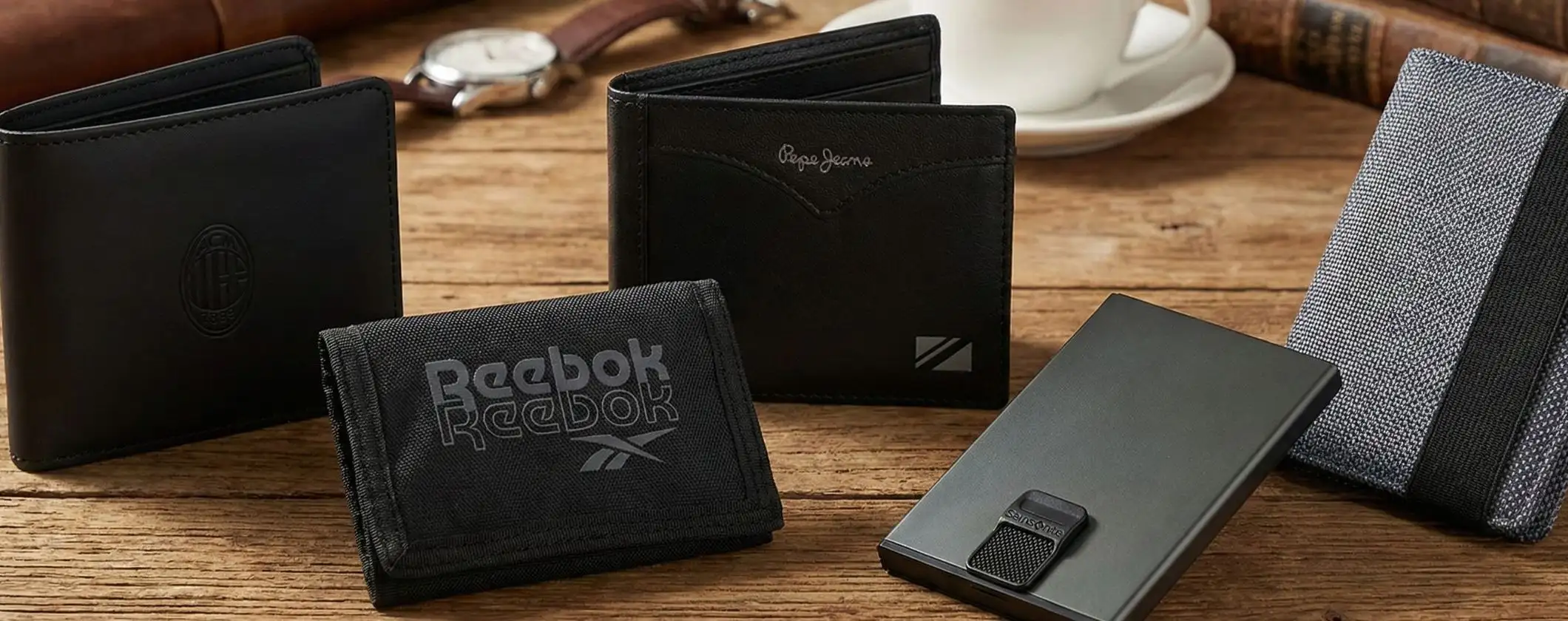 Portafogli di marca a prezzi STRACCIATI: occasioni Amazon a partire da 9€