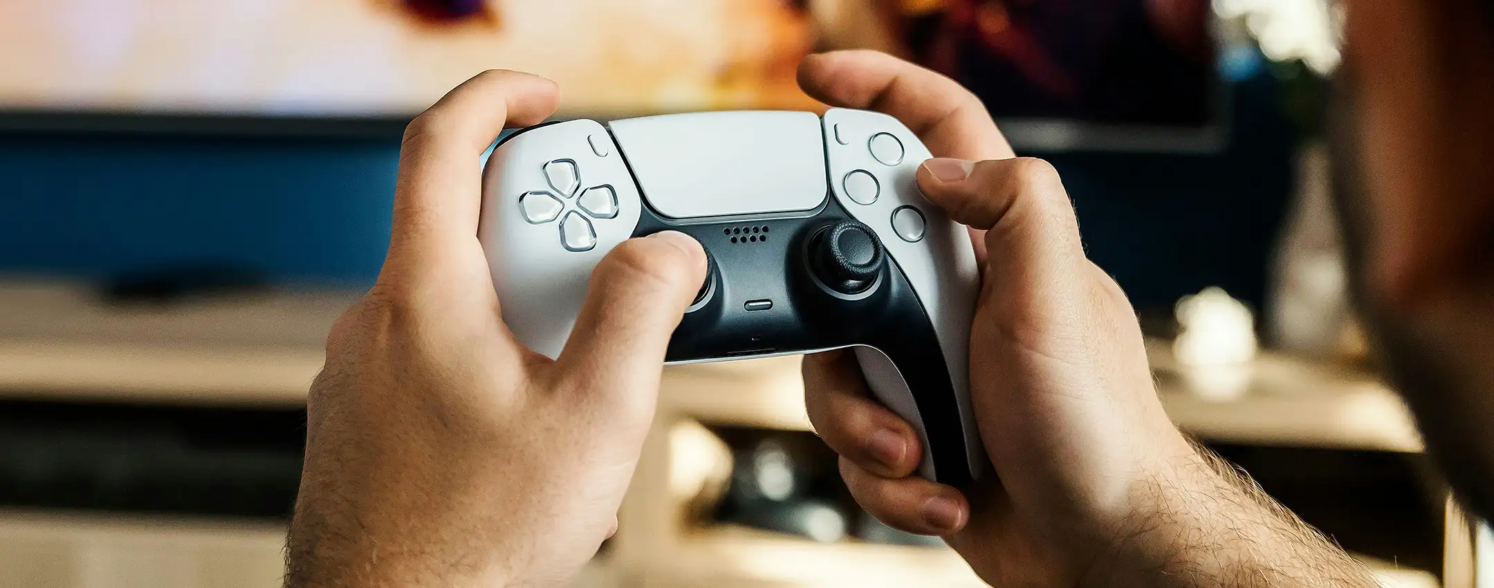 Fai un bel regalo a Natale: PlayStation 5 Digital crolla di prezzo su eBay