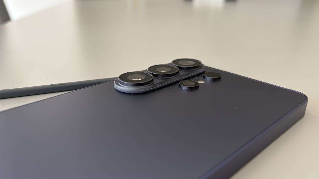 s26_ultra_fotocamere